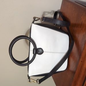 ili black and white 7x7 bag, NWT